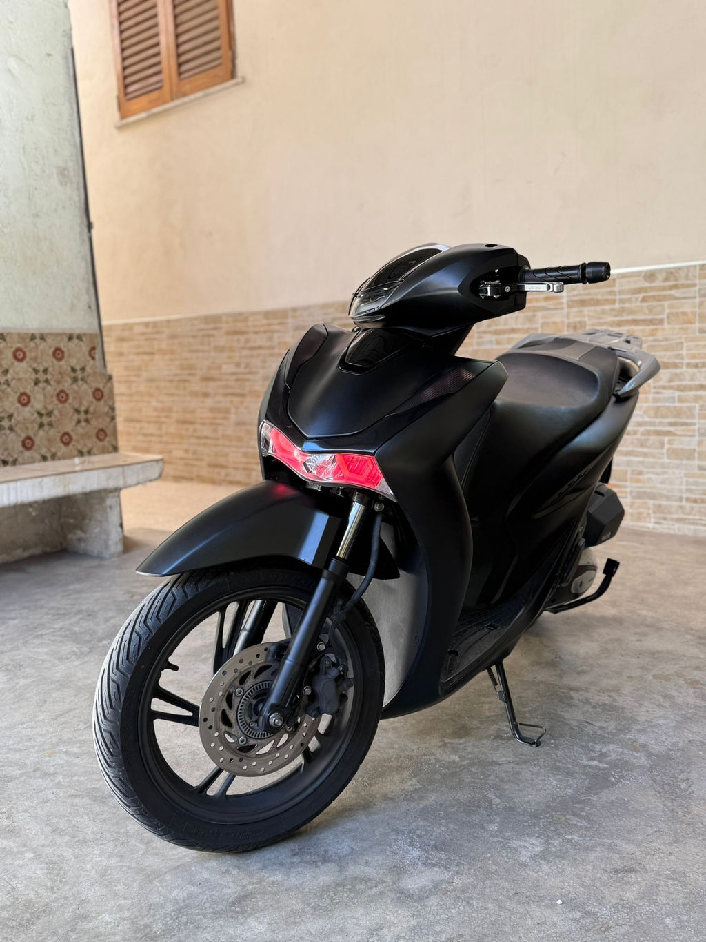 Kit Oscurazione Frecce Nero Lucido Opaco per Honda SH 125/150/350 (2020-2025)